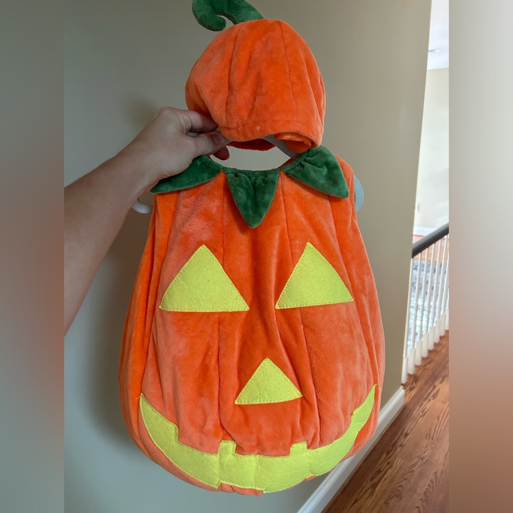 Pottery Barn Kids pumpkin Halloween costume 3T